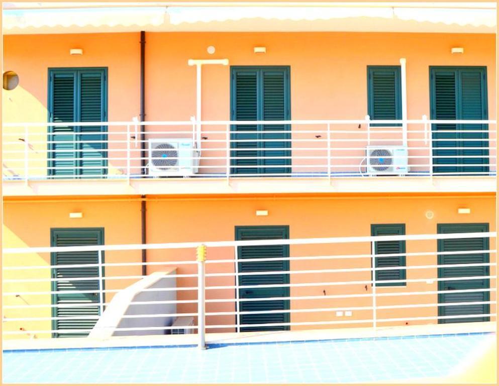 Tramonto D Oro Apartment อากรอโปลี ภายนอก รูปภาพ